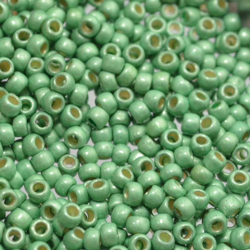 Toho Seed Beads - 8/0 - Matte Metallic Mint [Permanent Finish]