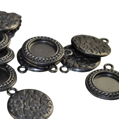 Pendant - Round Leafy Frame - Black